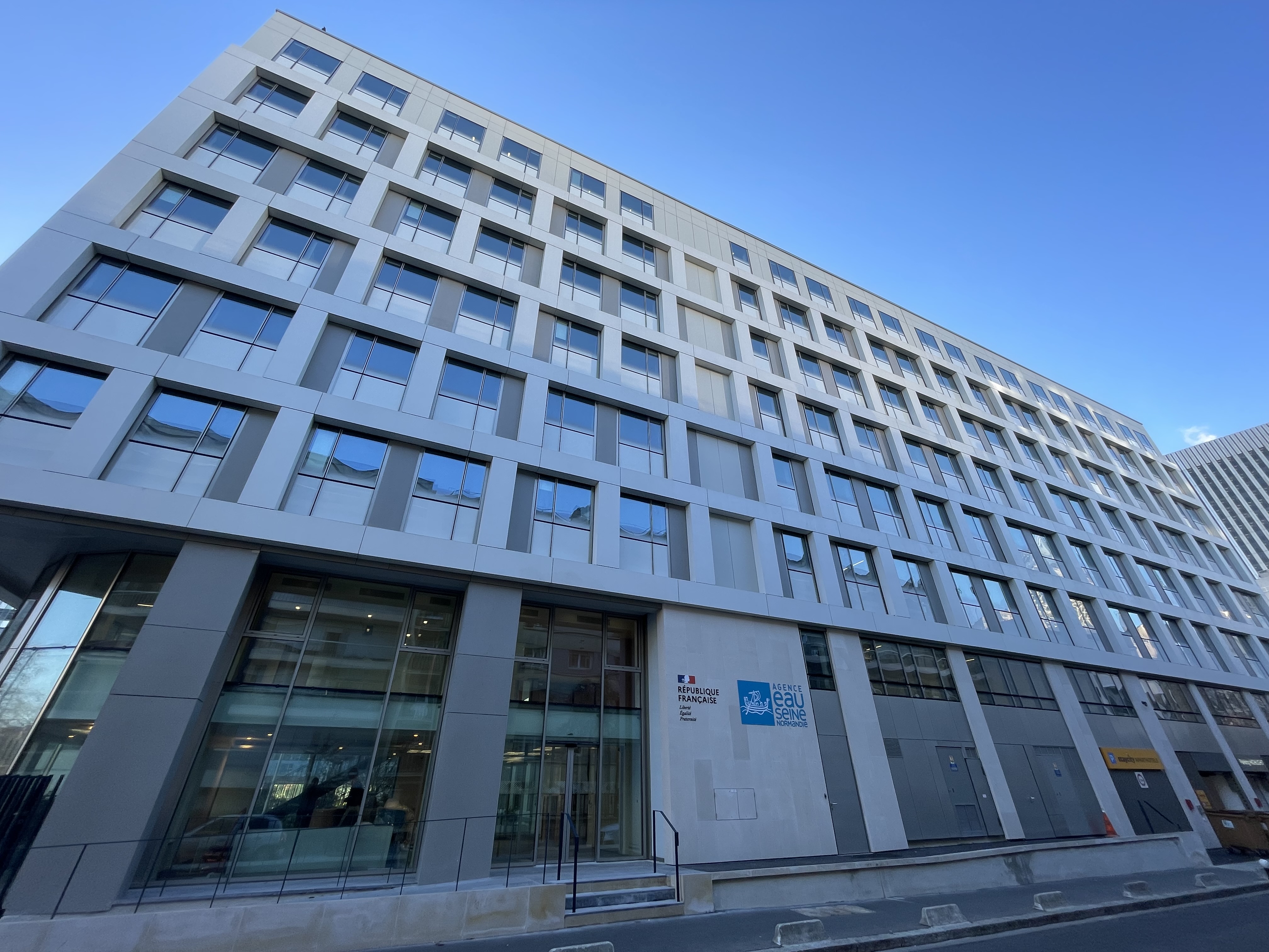 Siège de l'agence de l'eau à courbevoie (92)
